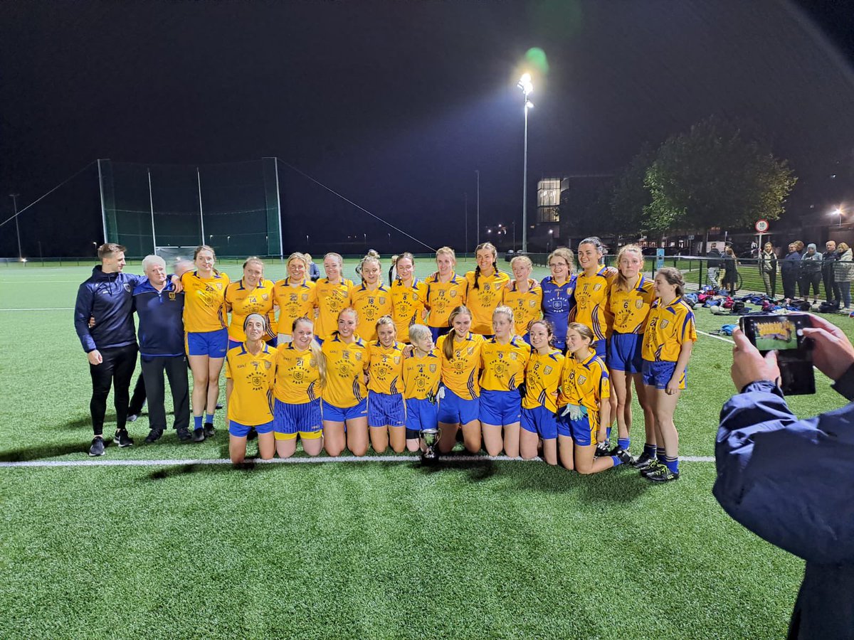 Division 10 Cup Winners! F/t <a href="/clgNaFianna/">CLG Na Fianna</a> 3-08 <a href="/roundtowers/">Round Tower GAA Club - Cumann an Chloigthí CLG</a> 0-15 👏🏻👏🏻👏🏻 #goAhead <a href="/dublinladiesg/">DublinLGFA</a> #NaFiannaAbu 💛💙