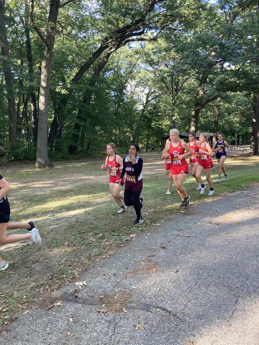 chippewa_xc's tweet photo. The girls gave everything to win second place in the MAC White Jamboree yesterday! ❤️🤍🖤 3 Personal Records and 5 Season Bests! https://t.co/4DvthBtYk4