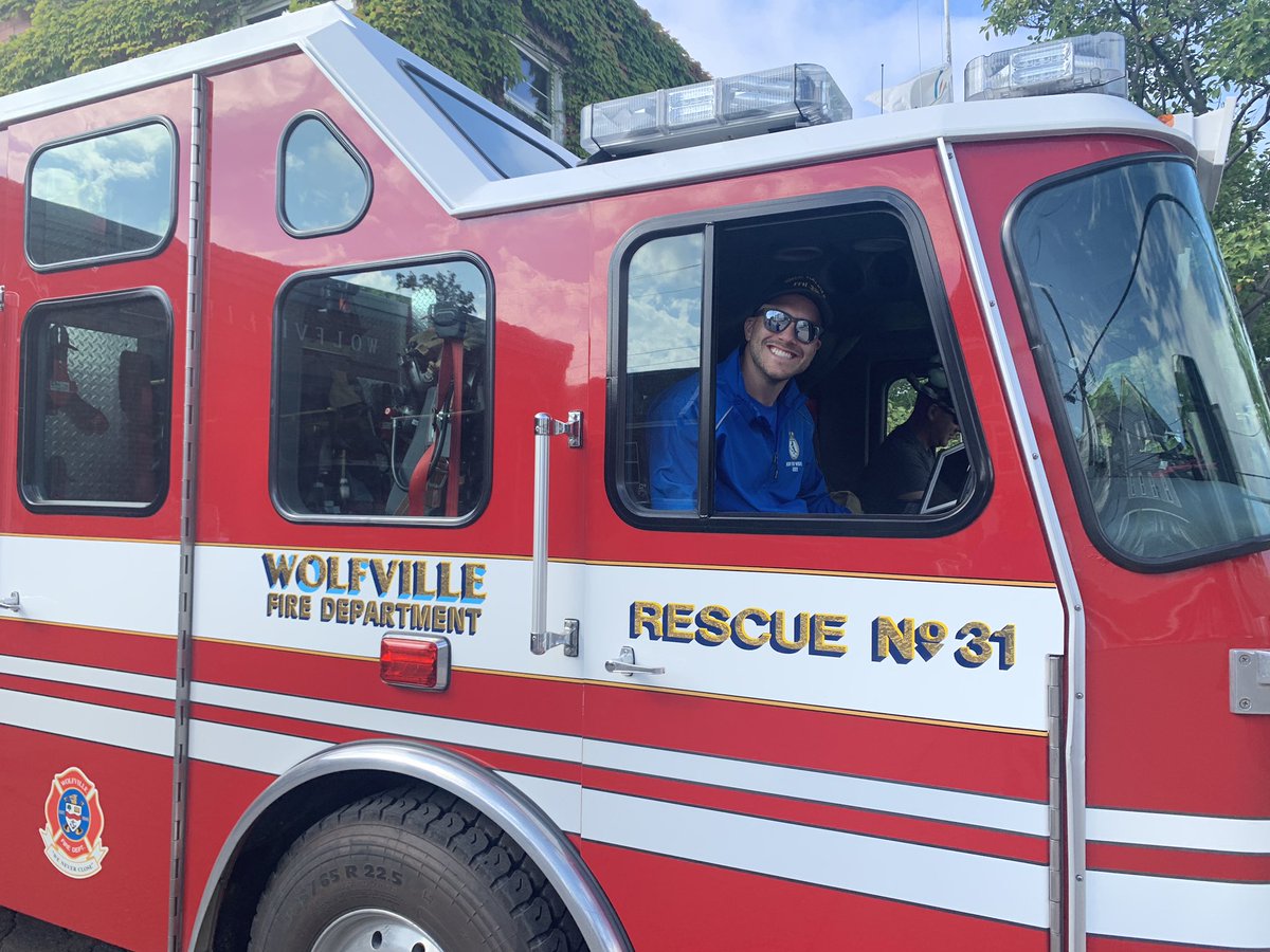 RunForWishesNS's tweet photo. We are so thankful to the Wolfville Volunteer Fire Department for their donation of $2,200 to HMCS Halifax Run For Wishes! 

They fundraised with car washes and has been supporting Run For Wishes for several years! 

https://t.co/r6Hr2vRdL3

#RunForWishesNS 🤩
@MakeAWishNS https://t.co/RvmeqkUI5c