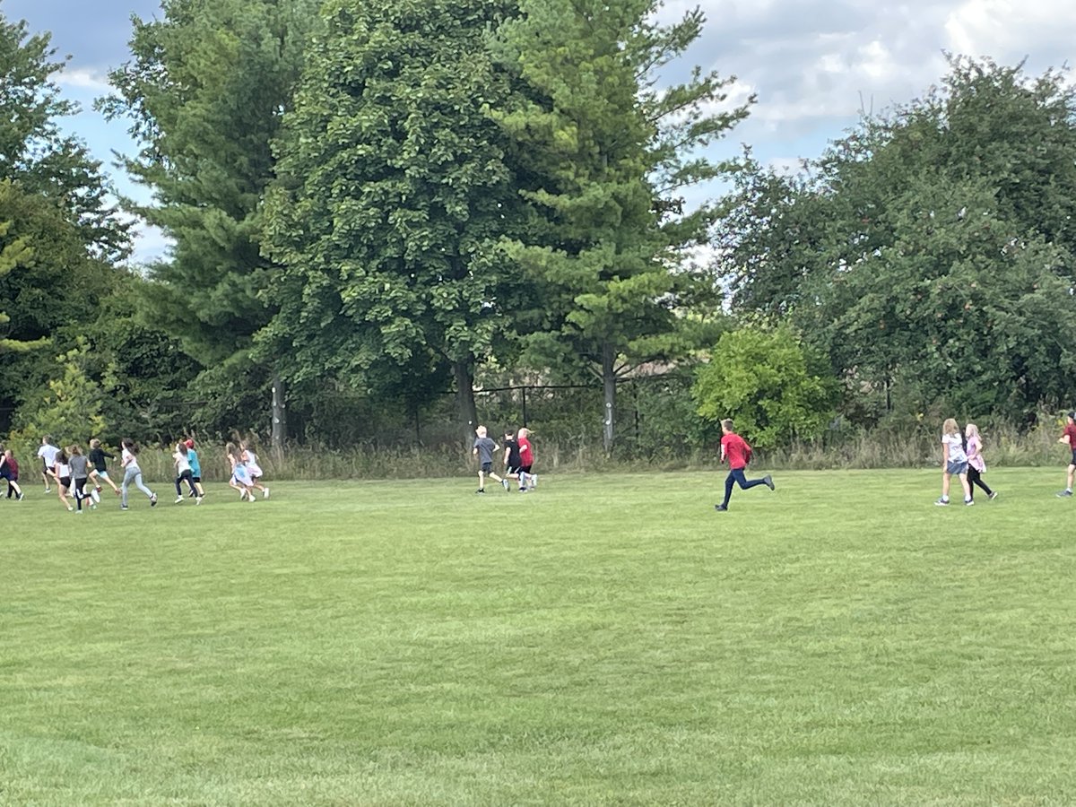 Distance runners from grades 3-8 are training for cross-country!  Go Roadrunners!