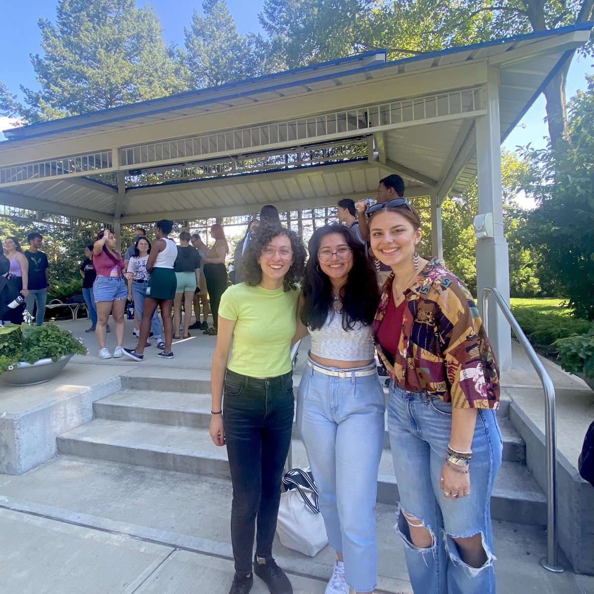 Academic Welcomes✨
Today, various departments and schools held their welcome-back get-together events. It was great to see students connecting with classmates, faculty, and staff.  #SeptemberWelcome