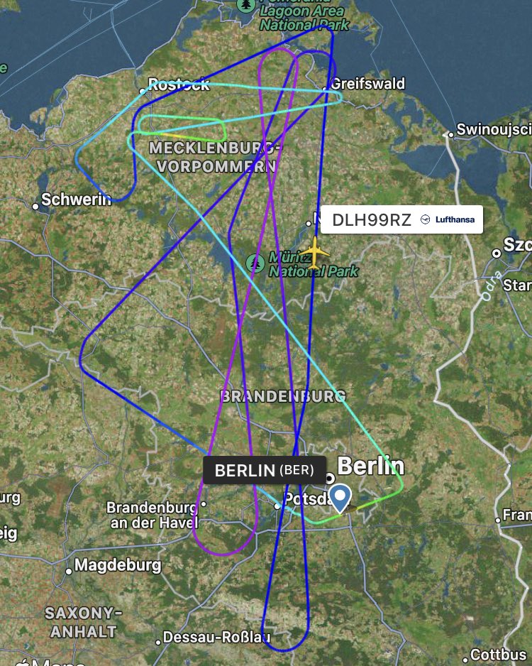 Info_Flyway's tweet photo. D-AINC (#Lufthansa A320-271N) is resuming commercial flights after one month and 15 days of maintenance in #Berlin (BER). The aircraft made a 3h32 test flight yesterday morning between Berlin (BER) and Berlin (BER). #DAINC  #Flightradar24 https://t.co/DMIVeVJOob