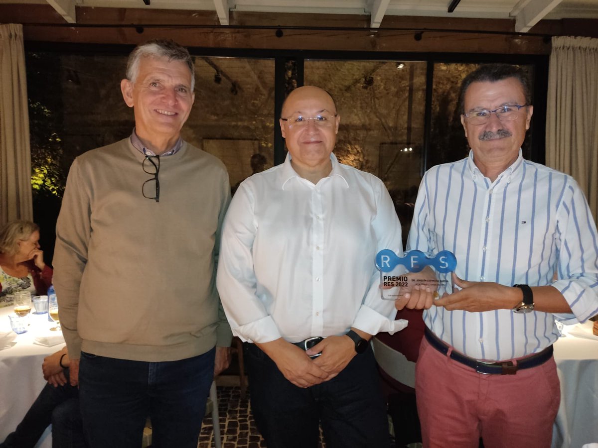 La RES concede el premio 2022 a la trayectoria #HPC.
¡Enhorabuena Joaquin Espinosa Garcia!

#JURES22  
<a href="/BSC_CNS/">BSC-CNS</a> @cenits