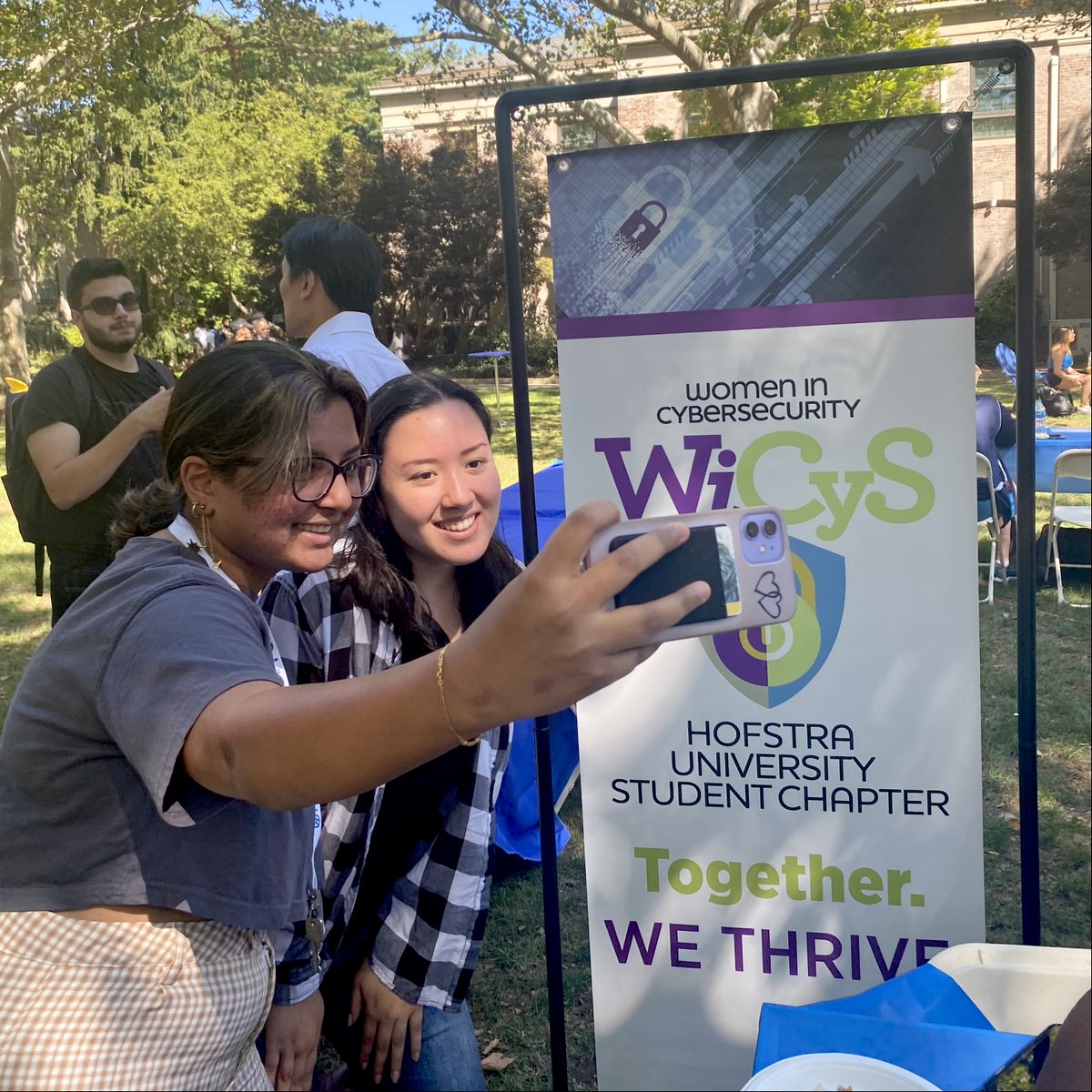 Hofstra University tweet media