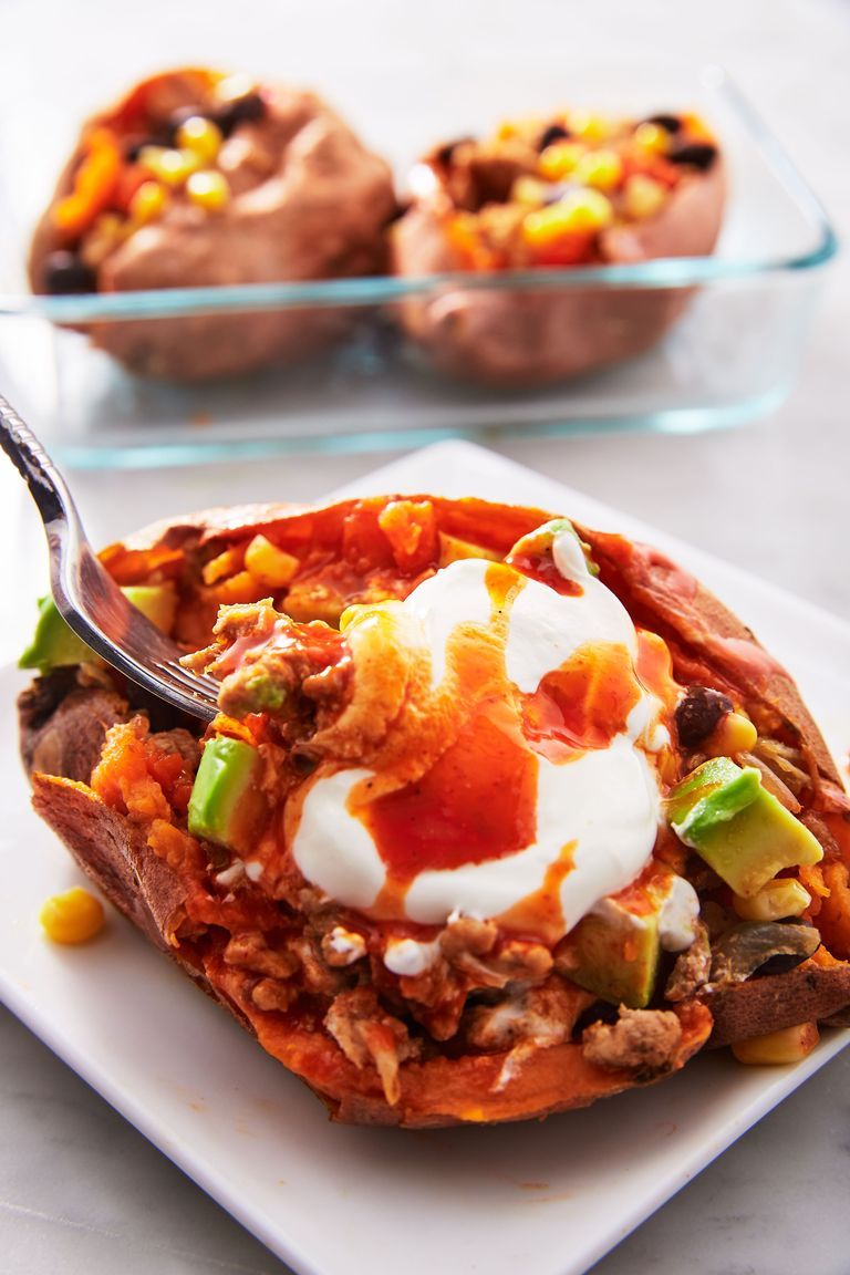 FaveThingCom's tweet image. A unique Tex-Mex style blend of delicious sweet potatoes and taco ingredients! Check out the recipe for Taco Stuffed Sweet Potatoes on FaveThing: favething.com/c-lee/cooking/… #FaveThing #TacoStuffedSweetPotatoes #Tacos #StuffedSweetPotatoes #Potatoes #TacoRecipe #Delish