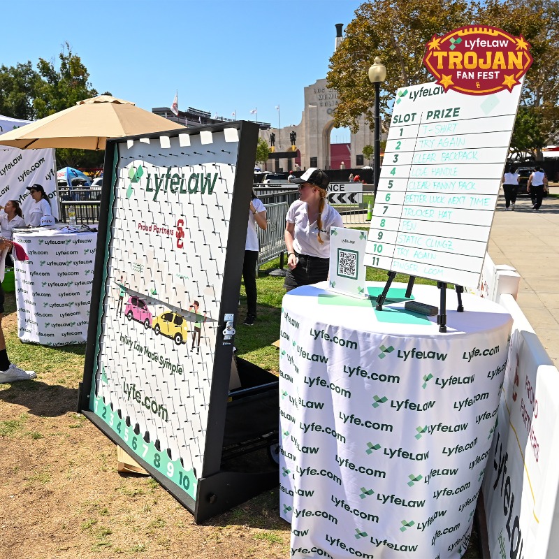 USC_Athletics's tweet photo. Come out to the Trojan FanFest on Saturday presented by @Lyfe_Law for food trucks, a beer garden, @USCFB ticket giveaways and more!