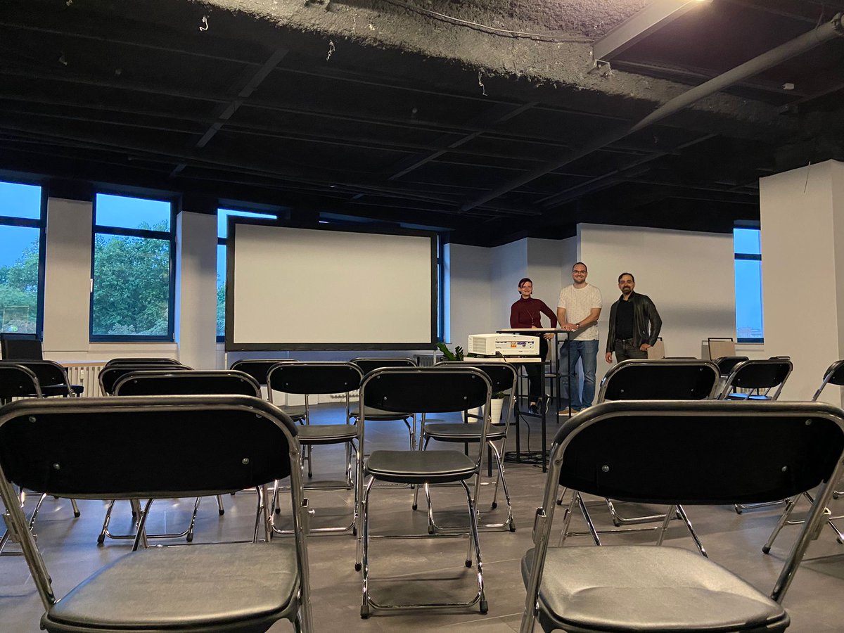 GyMIC_youngESMI's tweet photo. Everything ready for the #MoBi2022 starting tomorrow! We can't wait to meet you! https://t.co/kDQfjLLnYx