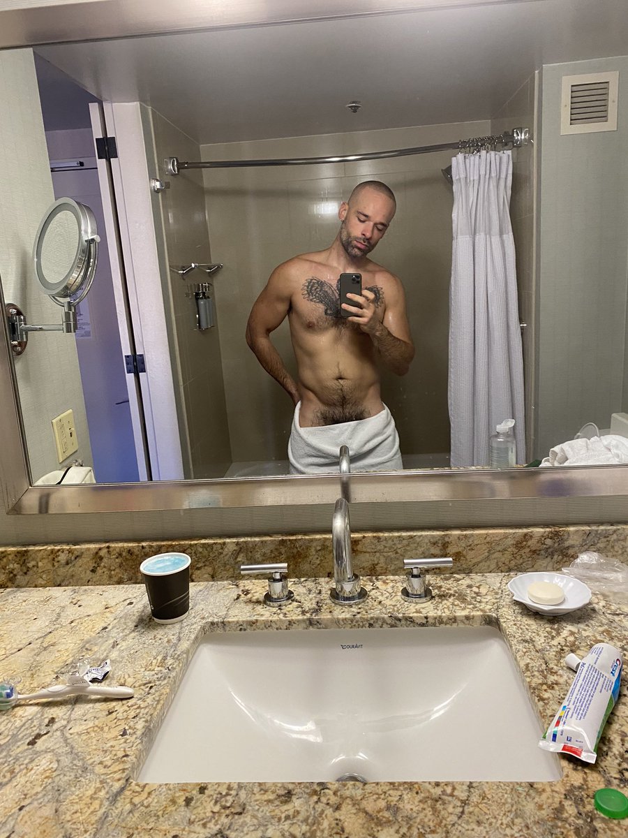 Lost1nSean's tweet photo. https://t.co/z5NOc3ISg2