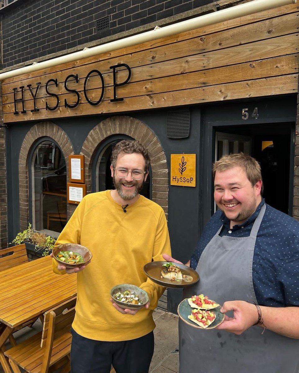 ThomHetheringto's tweet image. Following listings in @MichelinGuideUK and @GoodFoodGuideUK, and glowing coverage in the local press (this from @mattyfwhite @McrFinest mere days ago) the excellent @HyssopGlossop has had a devastating fire. After Covid, in the energy crisis. PLEASE support them when they reopen.