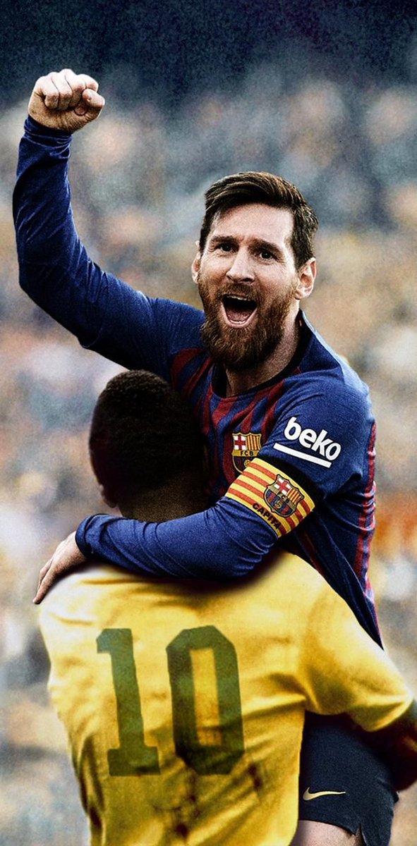 📊 | Most G/A in football history: 🇦🇷 Messi: 1,113 🇧🇷 Pele: 1,111 Lionel Messi has officially surpassed Pelé as the player with the most Goals and Assists in football history 👑🐐