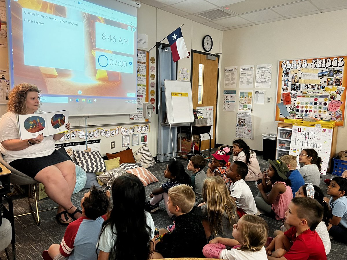 fredsclass22's tweet photo. Thank you @warreni_dlc for teaching us about using our technology safely #RESUbuntu @Robertson_Elem https://t.co/kdepRU7oH5