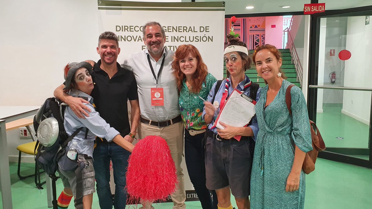 joakinceptual's tweet photo. Dos días increíbles para cargar las pilas. Encantado de formar parte Red de Formación del Profesorado ♥️♥️ #RedFormEx #JornadasdeFormación https://t.co/x4mfLGU6BB