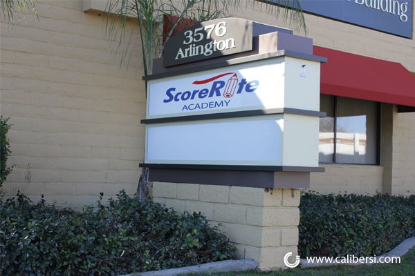 caliberwraps's tweet photo. When our clients need corporate signage in Southern California, they know that Caliber Signs &amp; Imaging offers various options. https://t.co/pWmXYk1HQx 
#CorporateSignageinSouthernCalifornia #ServingSoCal #AComprehensiveSignageCompany #CorporateIdentitySigns #FullServiceSignageCo https://t.co/5AYvev5SKG