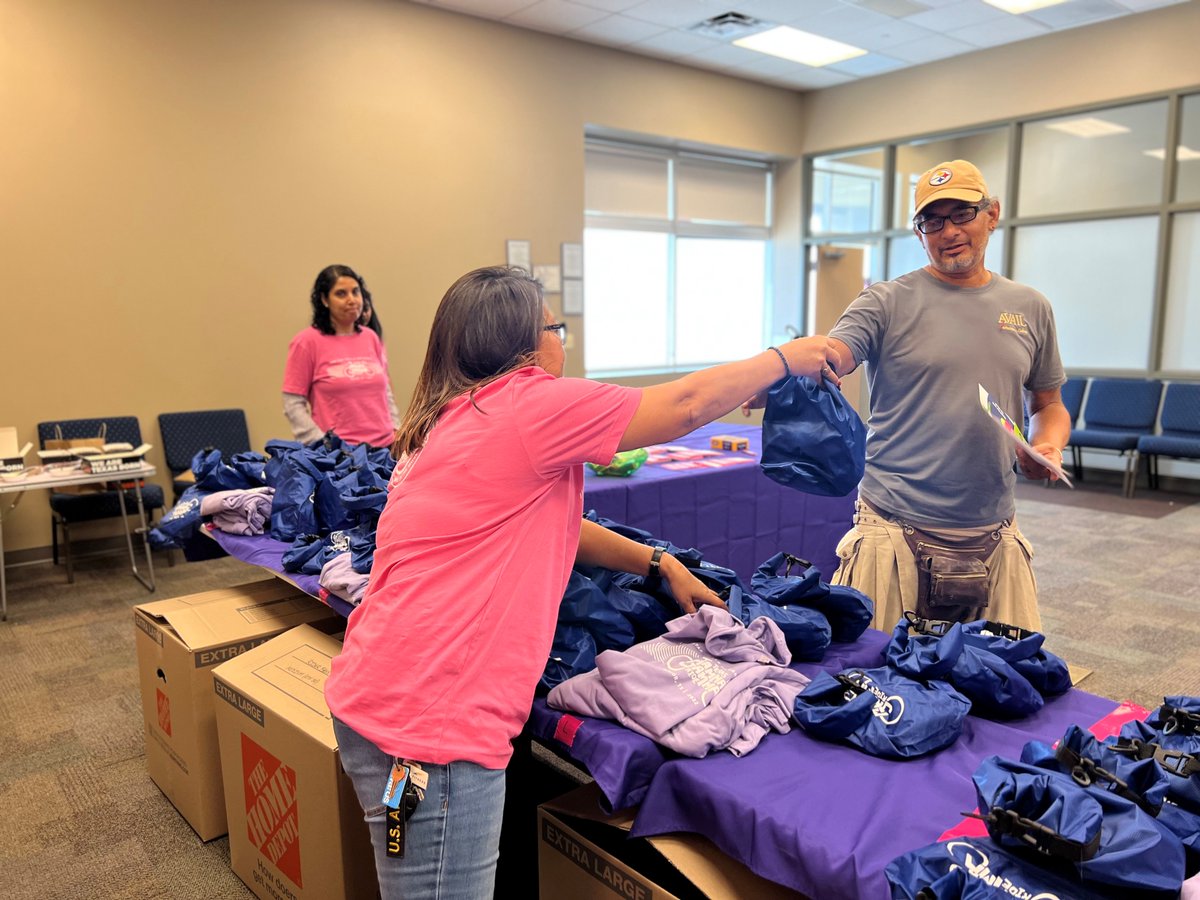 Early packet pick-up for the 2022 Mamma Jamma ride kicks off today in Georgetown. You don’t want to miss out on this first-class ride experience!! Register today for some small town Texas fun on 9.17.22 in Taylor, Texas. 🎉
bit.ly/39xmyFT