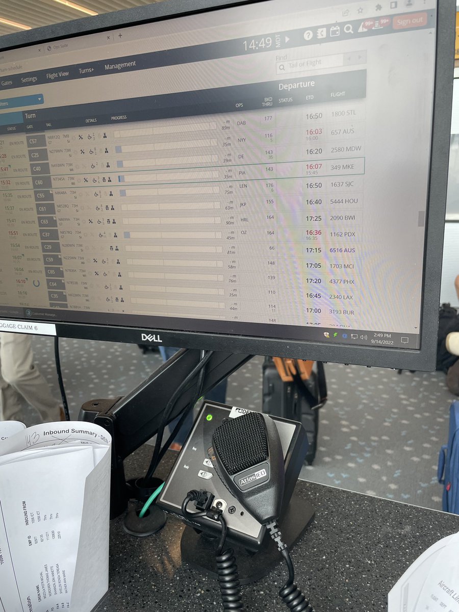 Atlas_IED's tweet photo. Denver International Airport uses GLOBALCOM and AtlasIED speakers in the new C Concourse. Thank you @DENAirport ! #AtlasIEDinthewild #masscomms #airportbusiness #PaxEx ๐ฏ๐๐ปโ๏ธ https://t.co/71VEqnW0tG
