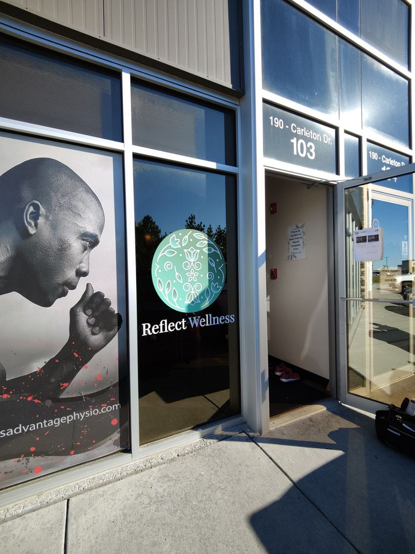 JLSDecals_ca's tweet photo. Was great working with Jordana from Reflect Wellness in St. Albert. They recently opened up an office to help serve their customer better. Here are some images from mockup stage to new decals installed at the location.
#decals #signs #signage #graphics #design https://t.co/977VLkkgXr