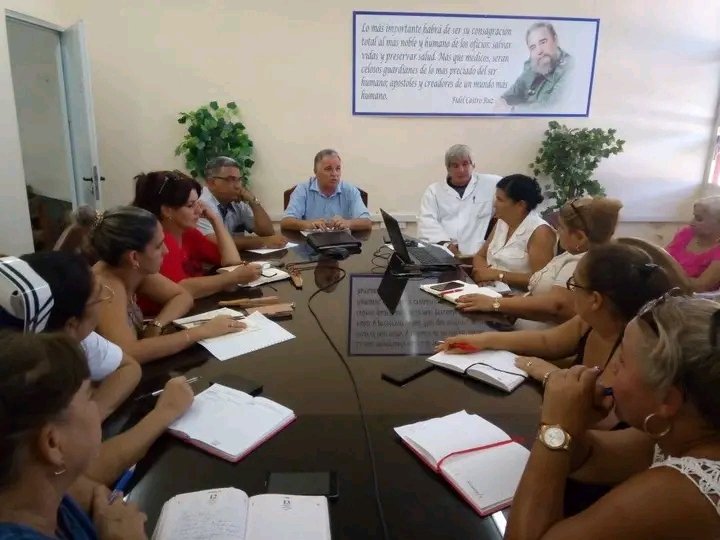 DirectorProvin3's tweet photo. Se desarrolla en la #dpsmayabeque evaluación de la implementación de la estrategia de enfermedades no transmisibles y el cumplimiento de las actividades en la Semana del Bienestar 2022. #CubaPorLaSalud https://t.co/dvW46yqI4i