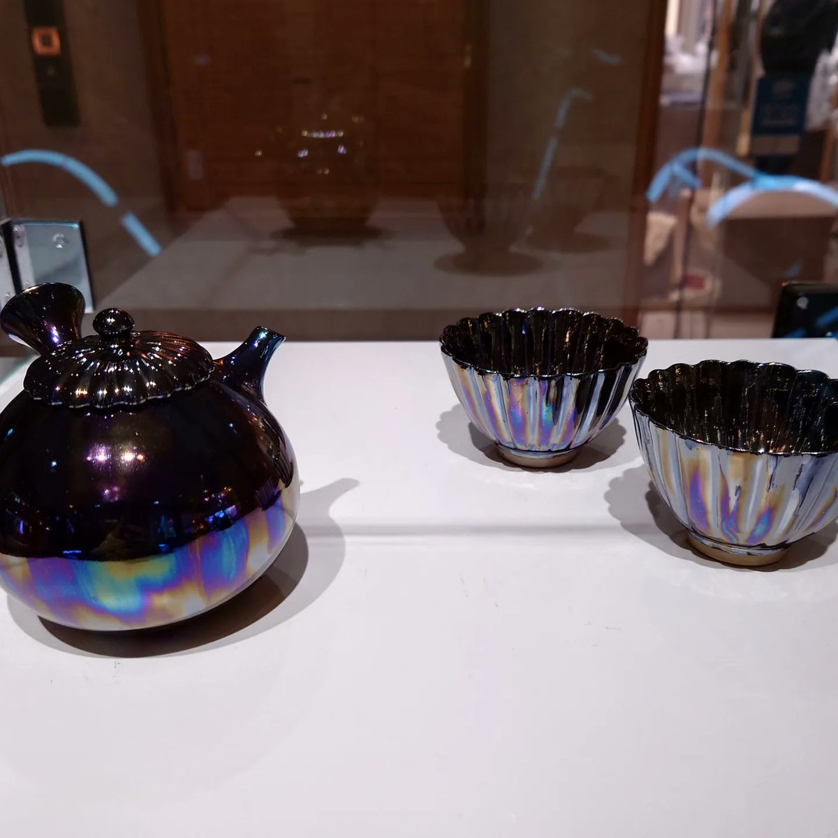 NoblePearl's tweet photo. #帝国ホテルプラザ さんには沢山の #展示品 が御座います。
#MAAM さんの華やかな #ぬいぐるみ、#間 さんの #和紅茶 セット #ARPIN さんの #拡大鏡、#英国フェア #エリザベス女王 #プラチナジュビリー を記念した #ケーキ。
まるで #美術館 にいる様に楽しめます。
是非ご覧下さいませ。
#帝国ホテル https://t.co/MjJmWnLRv1