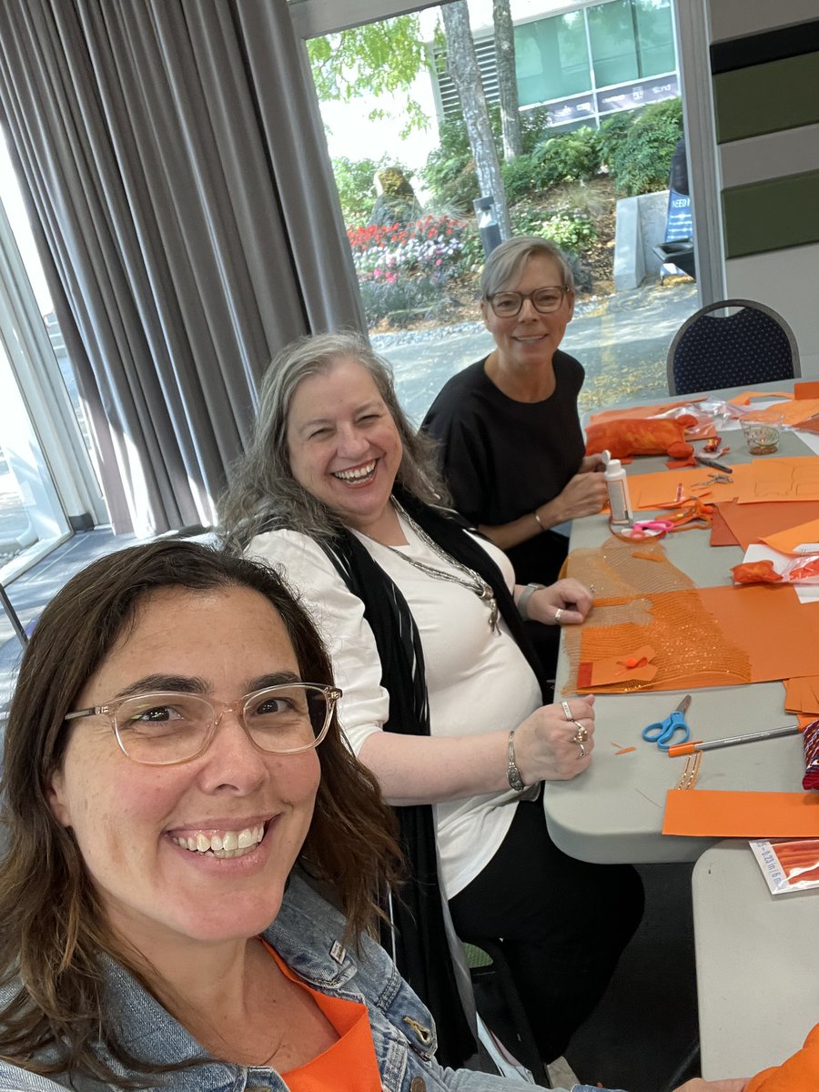 Spending day with colleagues <a href="/bcit/">British Columbia Institute of Technology (BCIT)</a> getting ready to commemorate this year’s National Day of Truth &amp; Reconciliation. #Sept30 
#WeWillAlwaysRemember 
Thank you to @bcit_indigenous team who brought employees &amp; students (and supplies!) together to make, talk, share, &amp; connect. #bcpse