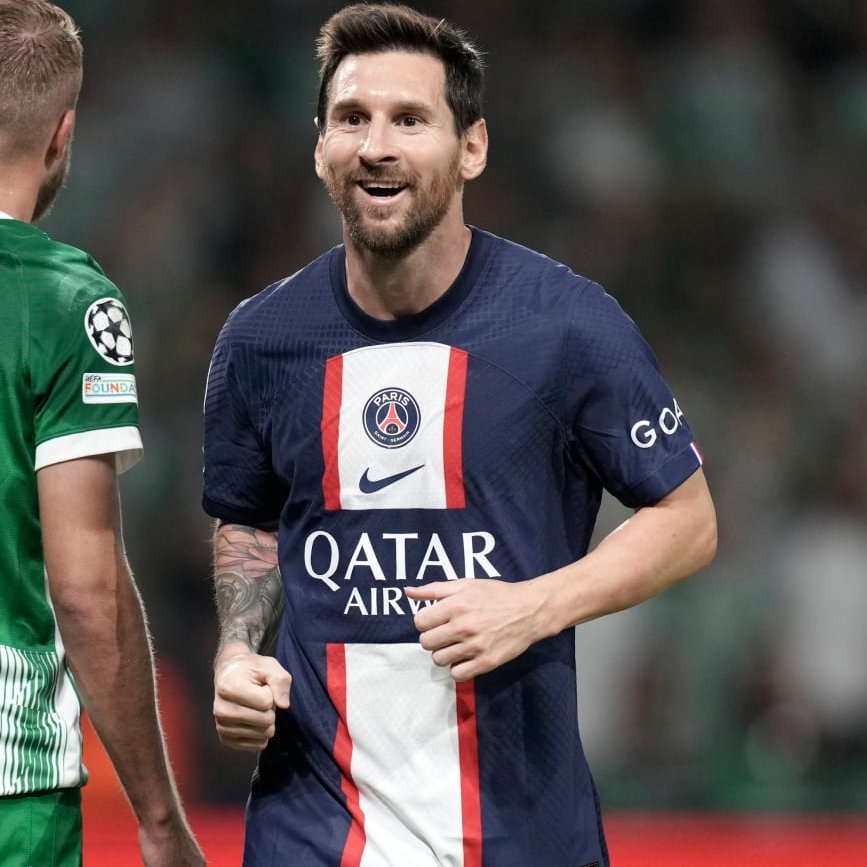 🔎 | FOCUS

Lionel Messi led PSG to a 3:1 win over Maccabi Haifa side with this brilliant performance:

👌 78 touches
⚽️ 1 goal
🎯 7 shots/3 on target
🅰️ 1 assist
🔑 2 key passes
👟 49/54 accurate passes
💨 3/4 successful dribbles
📈 9.1 SofaScore rating

👏👏

#MACPSG #UCL