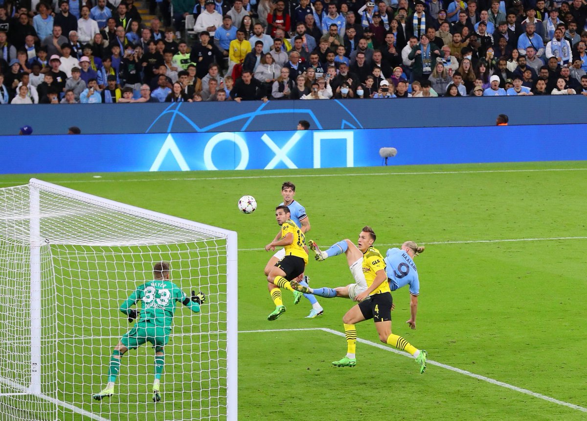4KMHQ's tweet image. Erling Haaland #MCIBVB