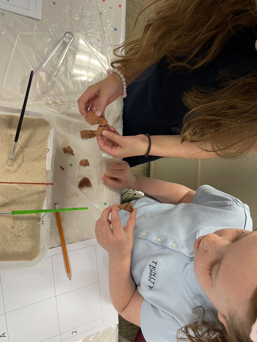 R McLean tweet media