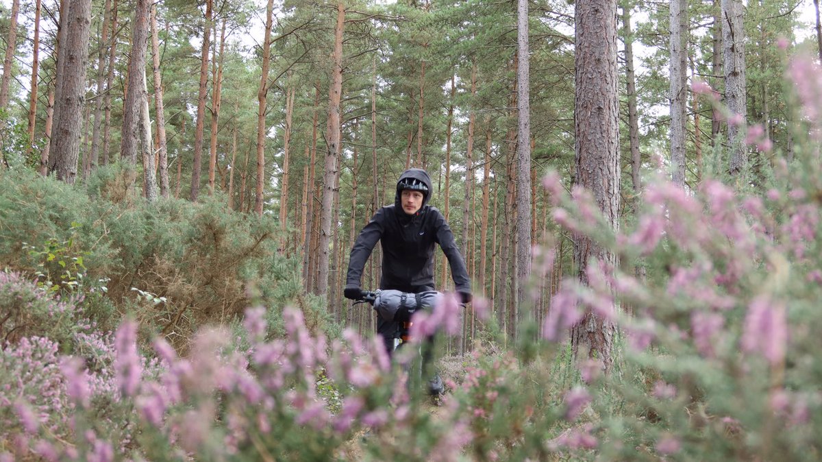 reizkultur's tweet photo. Amazing day cycling from Inverness Hostel to Findhorn Hostel. Out on hire bike bikes from @CycleLochNess - who did a stellar job on a superbly varied route with forests, historical sites &amp; stunning coastline. Another route for a new book project. https://t.co/UGH61hxXQ2