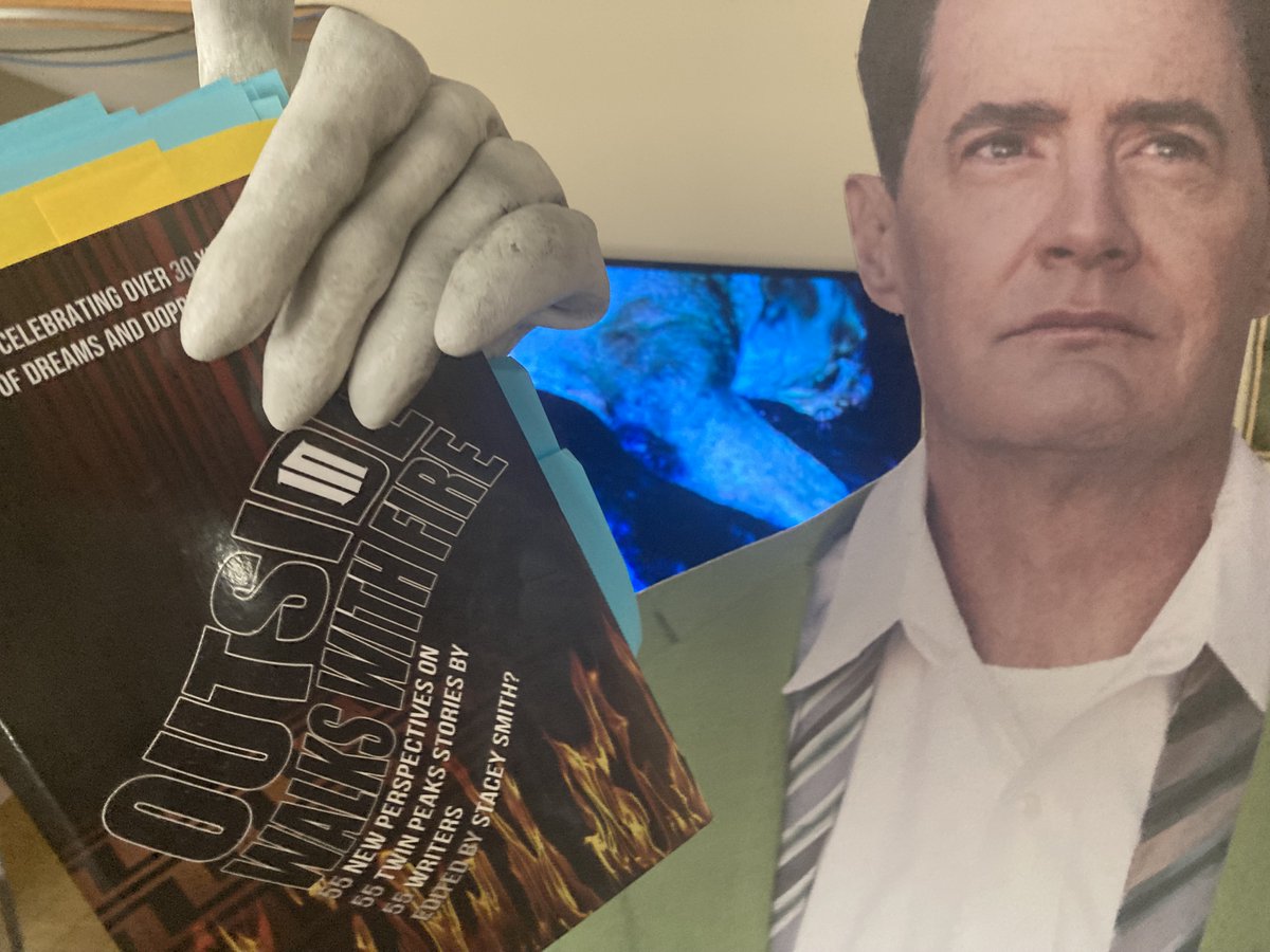 My good pal Dougie Jones and I are diving into 
<a href="/ATBPublishing/">ATB Publishing</a>'s Outside In Walks With Fire... A fun book filled with different perspectives and experiments on the place both wonderful and strange that is #TwinPeaks... Stayed tuned for something a lil different coming soon... 👀