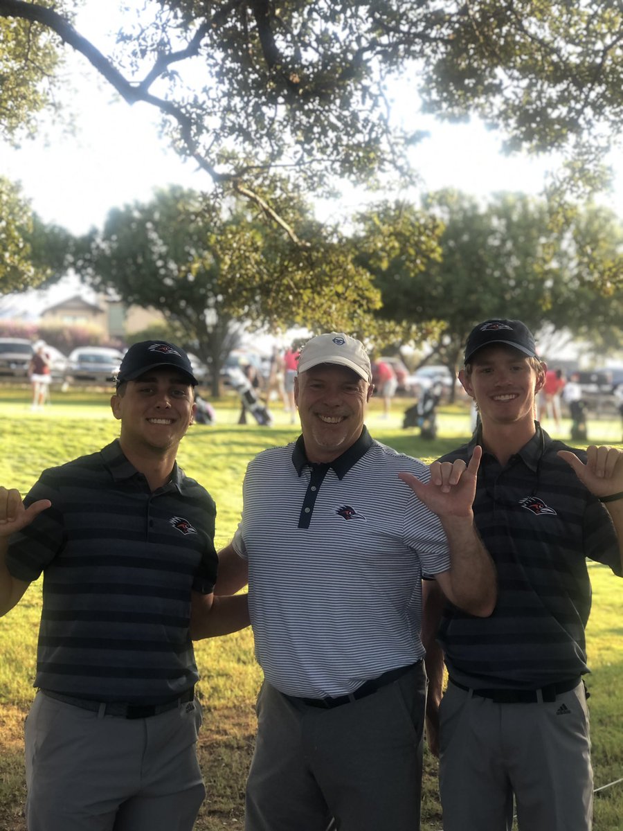 Steve Henson (@coachhensonbu) on Twitter photo Had a blast following Carson Gallaher and <a href="/Brayden_Bare/">Brayden Bare</a> this week. Best of luck to <a href="/UTSAMensGolf/">UTSA Men's Golf</a> this year!
#BirdsUp Had a blast following Carson Gallaher and <a href="/Brayden_Bare/">Brayden Bare</a> this week. Best of luck to <a href="/UTSAMensGolf/">UTSA Men's Golf</a> this year!
#BirdsUp