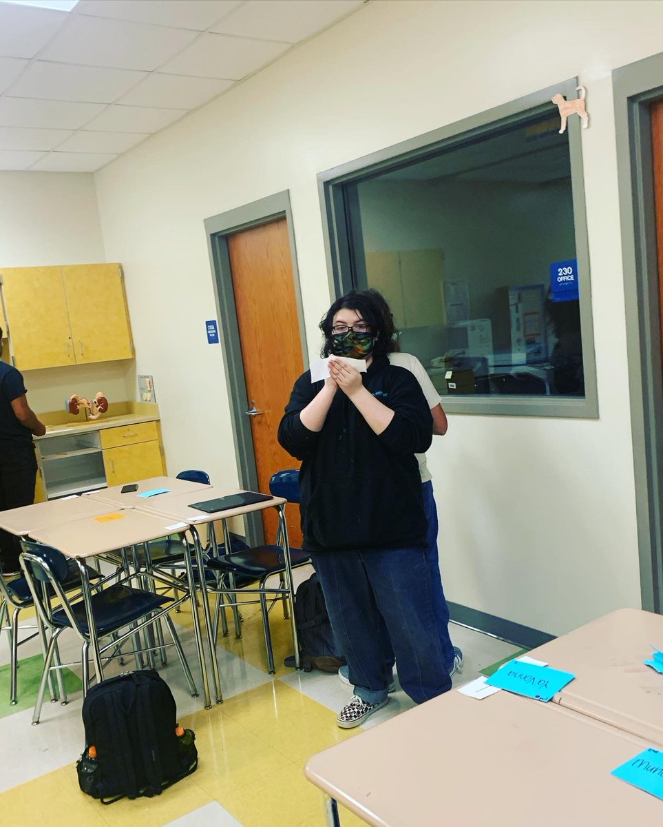 SoLee_AOLS's tweet photo. We are learning all about directional terms this week. Today we dissected Gummy Bears! We also played a game to see how well we can identify locations on the body using directional terms. @leecoschoolsnc @NAFCareerAcads https://t.co/at7EUolVbt