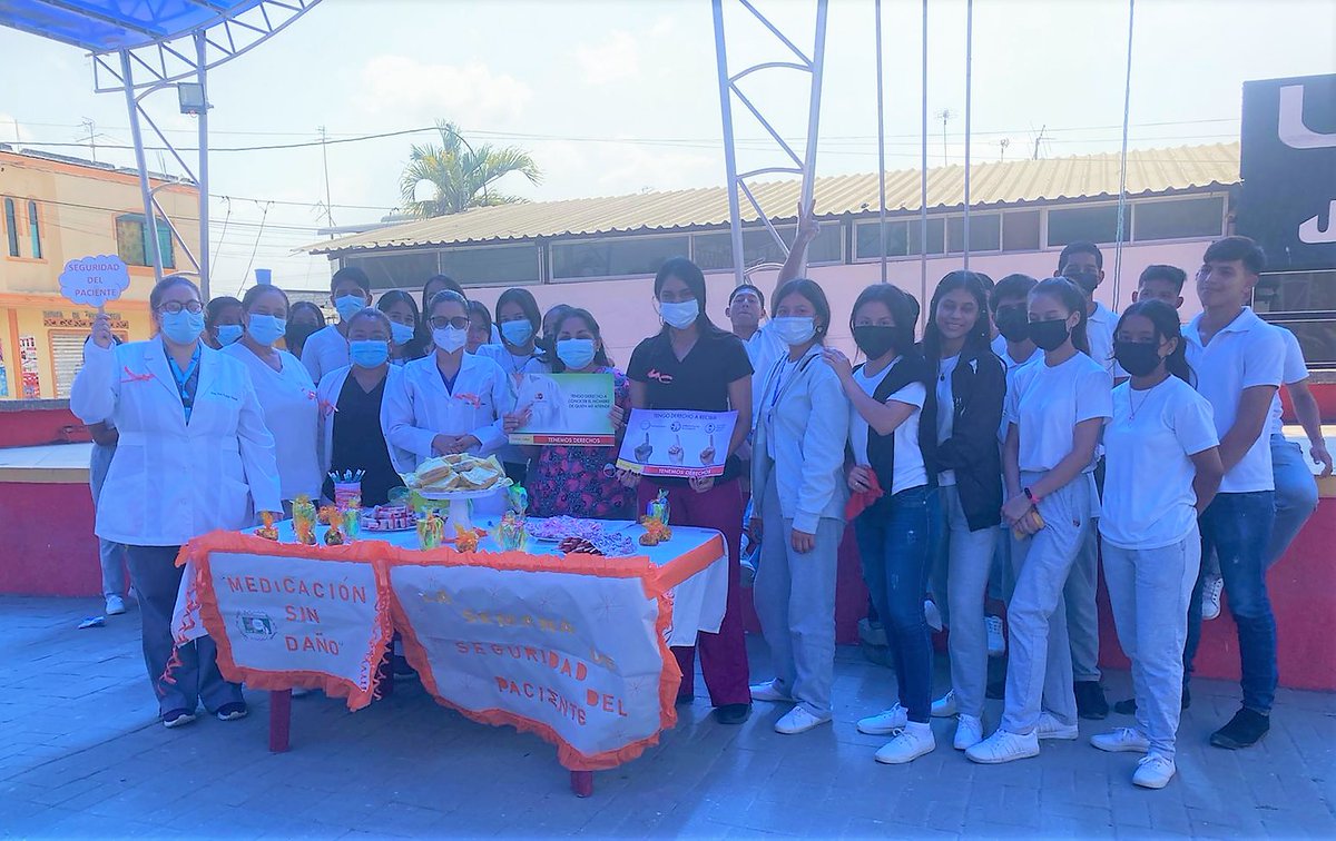 DPS_LosRios's tweet photo. #Guayas | Una mesa informativa sobre prácticas seguras para la atención del paciente con énfasis en la provisión de #MedicamentosSeguros, fue implementada por personal del Centro de Salud San Jacinto de Colimes, en alusión a la Semana de la Seguridad del Paciente. https://t.co/1CuhDrDqdw