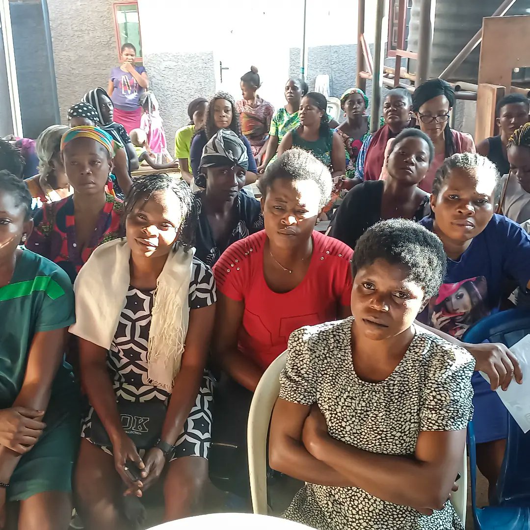 Workofmercy's tweet photo. 💥 WORK OF MERCY INITIATIVE WOMEN TRAINING 💥
Women of Wumba Community, Abuja, were given the training on how to produce homemade cooking Spices. The event was organized by @Workofmercy with the aim of reaching out to Nigerian Women in rural communities and empowering them. https://t.co/Rj7RUKcOXU