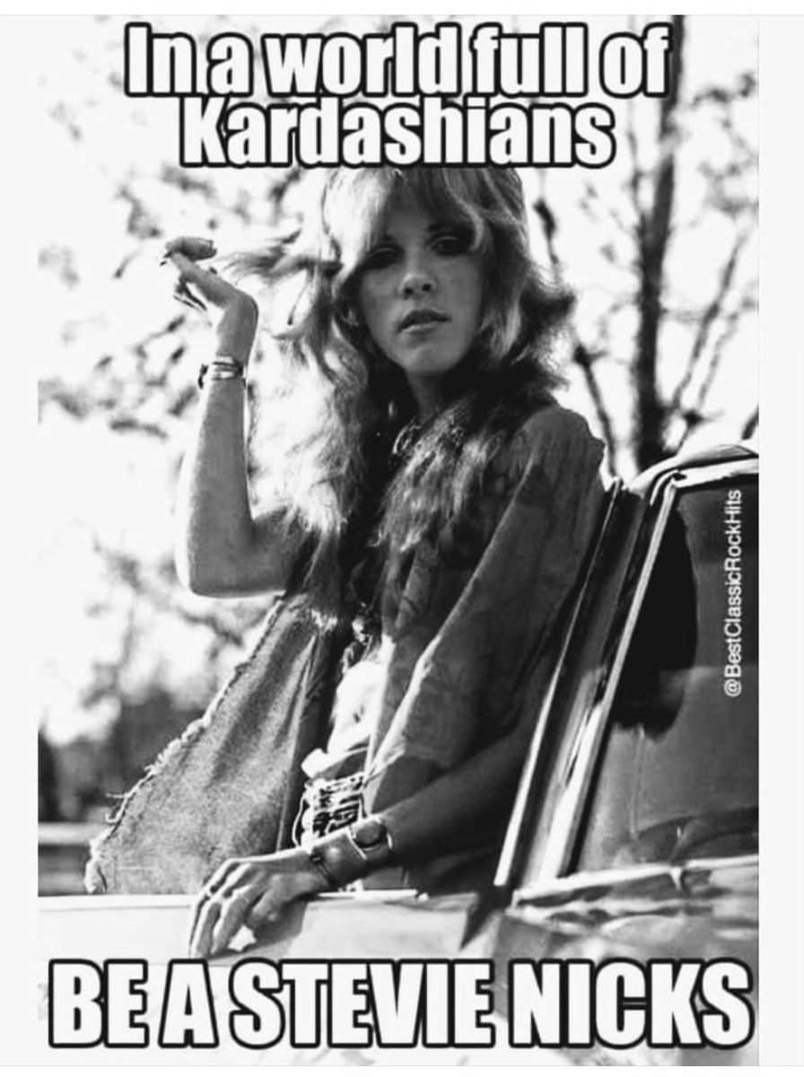 Nicole 🐸🐸 tweet media