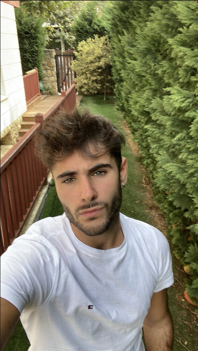 Patxii20's tweet photo. Q hago con mi pelo🫠 https://t.co/k6O33lUrdh