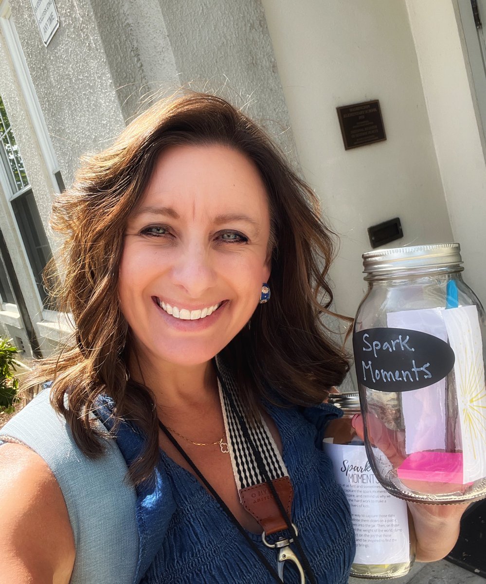 tishrich's tweet photo. Spark💥 jar delivery & dream 💭 session with a teacher today at Washington Elem @MSD549C . I 💜 helping spark joy for teaching and learning and I’m so grateful for the opportunity to do this work! #MLmagical #OneMSD https://t.co/KVKsL6pbW1