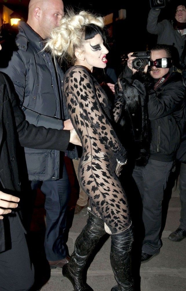 HausOfBitchs's tweet photo. she was so drunk https://t.co/cqCp9UrDWG