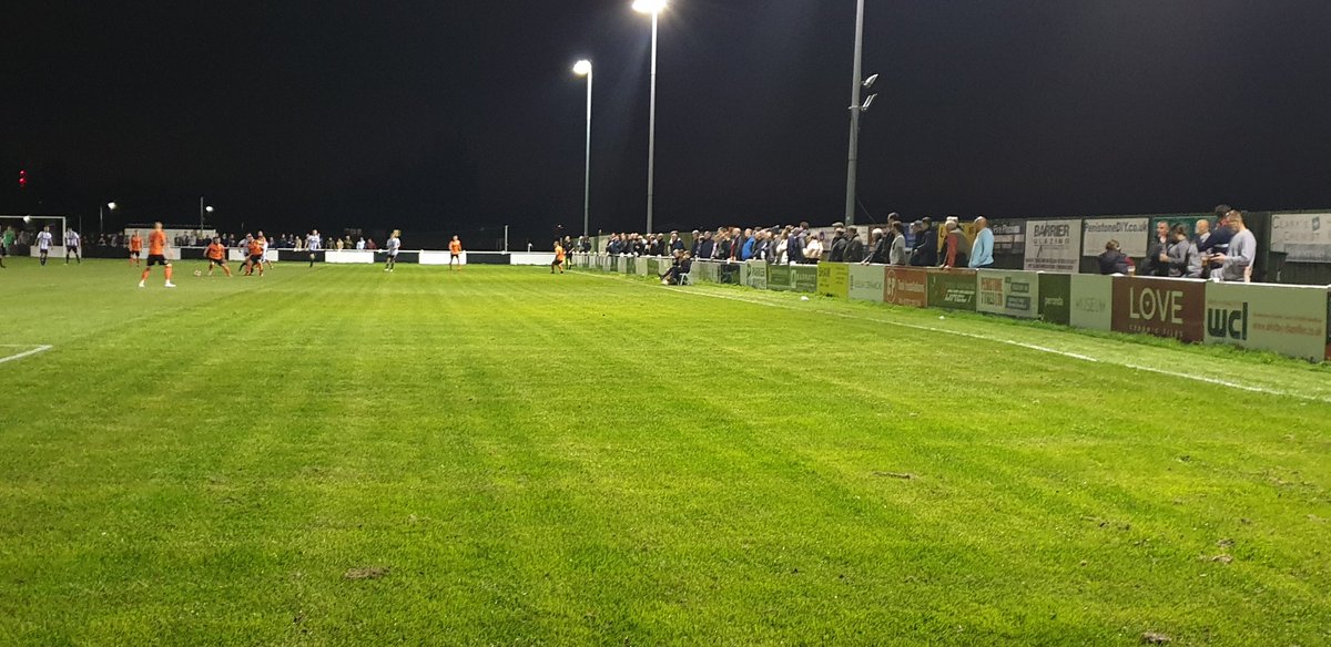 bowenmj's tweet photo. @pcfc1906 1
@HallamFC1860 2
Enjoyable game, nice friendly ground and good atmosphere tonight. Also nice tribute to Her Majesty at the start. Proof there's so much to enjoy in non league football. Shame the pies sold out before I arrived though. https://t.co/nxUN59kwRo