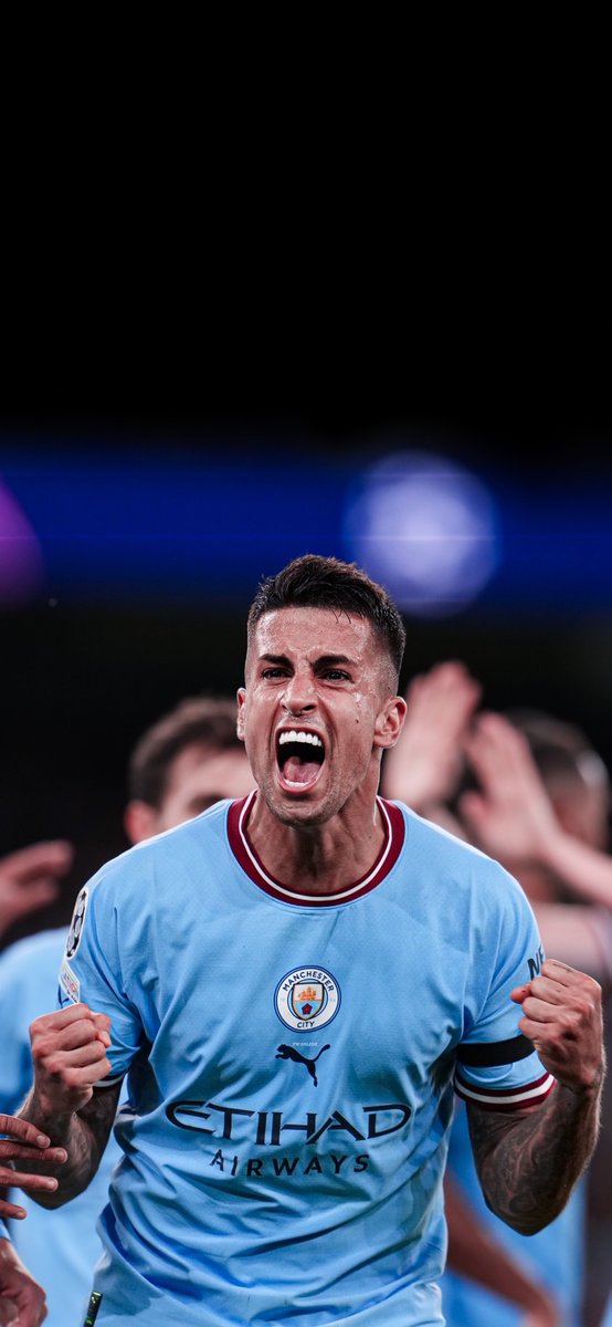 5aledz_'s tweet image. 4k | #ManCity ✨💙
#MCIBVB #Wallpapers