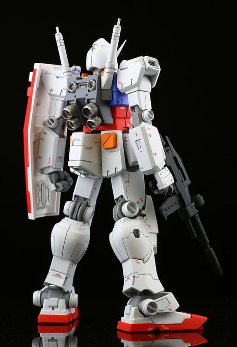 RX-78ver.ka.のフルリニューアルだといいなあ
旧版はもっさりしてたのでガレージキットとか模型誌作例並みのピーキーなやつ欲しい https://t.co/jli0T4WKxe 