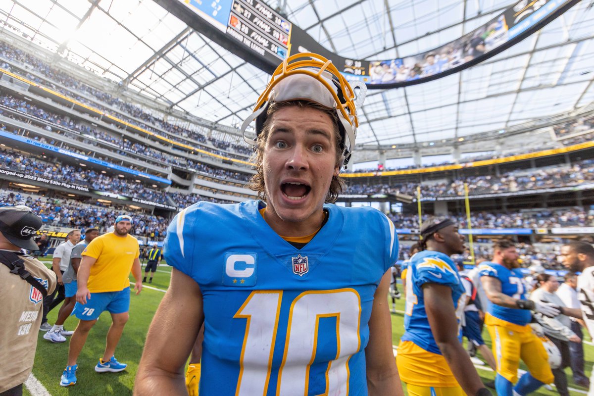 waking up and realizing we have #TNFonPrime tonight