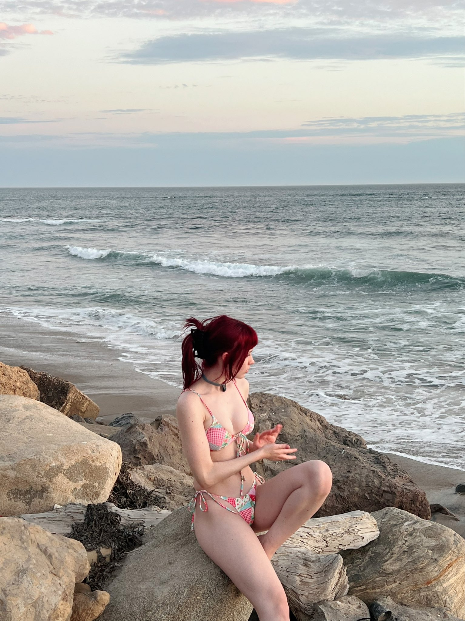 nora 🌱 on Twitter: "i sat on a rock https://t.co/Jb3mypajpU" / Twitter