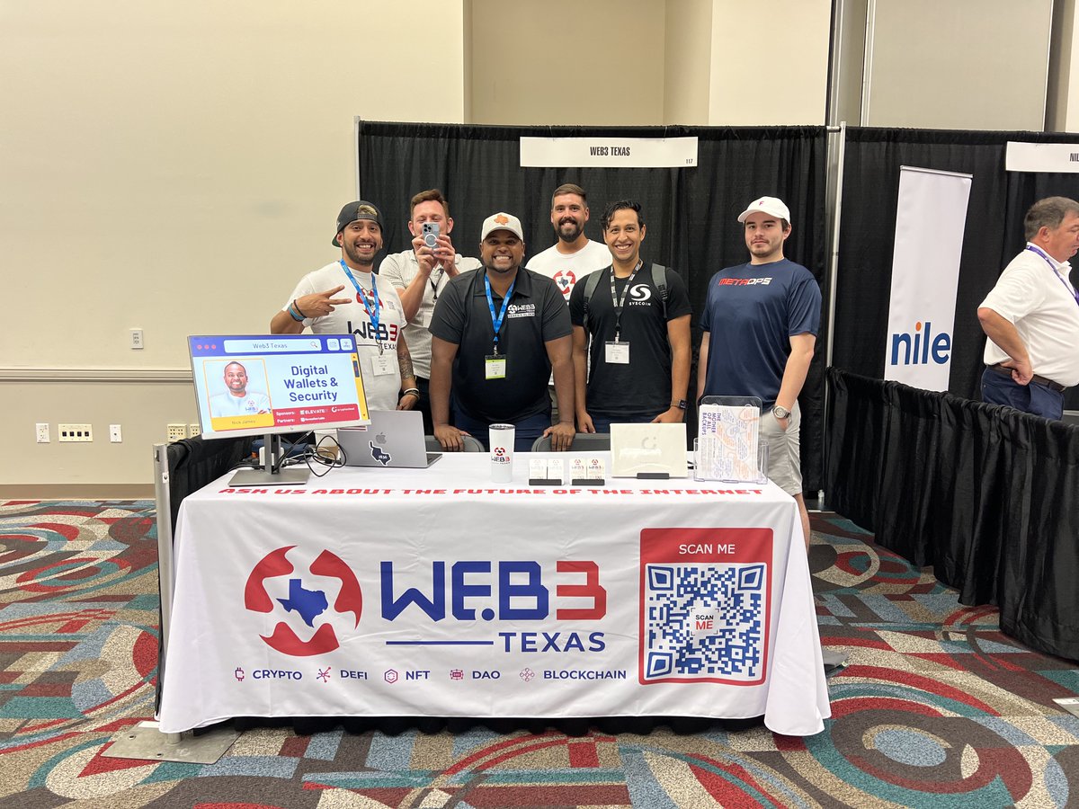 SYScommunity's tweet photo. Today #Syscoin Biz Dev and Ambassador @proguerra rep'd what he loves at @Web3TX.

@jacob_nomics co-founder of @MetaOpsGaming
@khvetkevych founder of @nftpatent 
@Crypto33Miggy https://t.co/Enc2uqZMCR