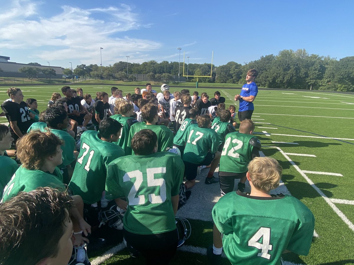 Awesome to see former cms great  @Spaeth_Joshua here to talk what it means to be a Dragon to our teams today. #onceadragonalwaysadragon @Carroll_Middle @CarrollDragonFB