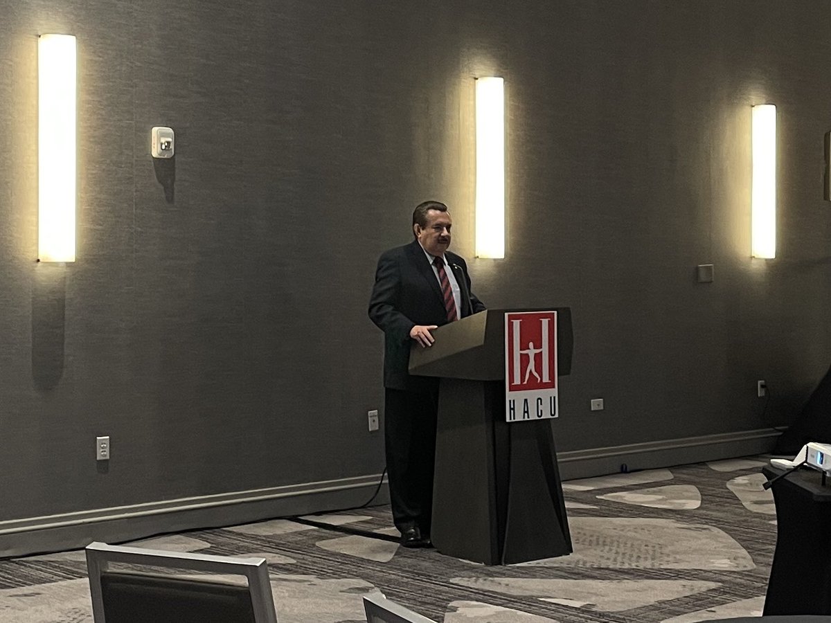 HNIP's tweet photo. President Antonio Flores is kicking off our HSI week celebration! #HSIWeek #HACU https://t.co/QBrvBwqCGQ