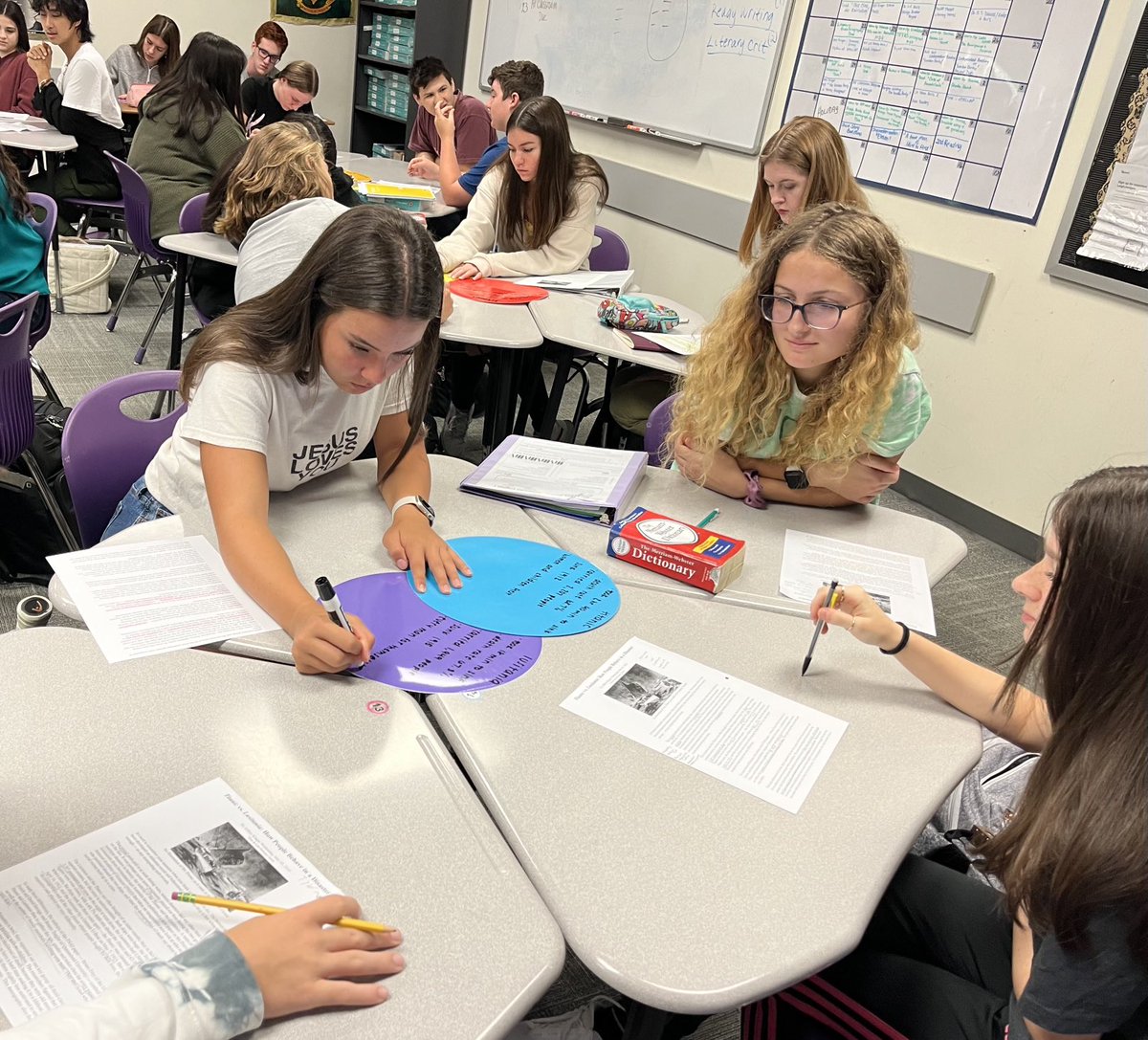 Mrs_Hedges's tweet photo. Reading nonfiction and writing about it can actually be fun if you plan it out and discuss together. @Julie_Roth04 https://t.co/XN9BDrQ12l