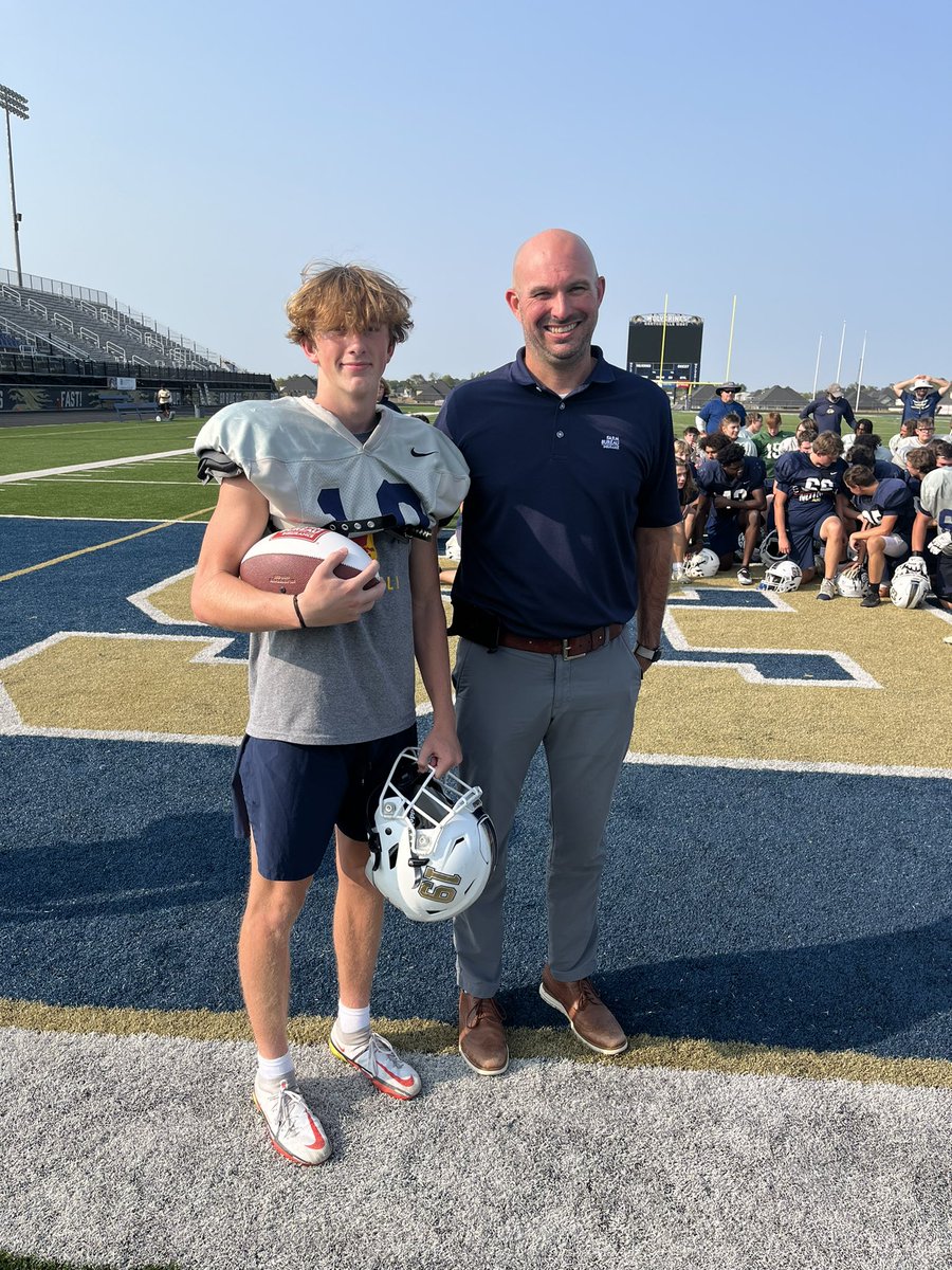 BVille_West_FB's tweet photo. Our other Farm Bureau POTW was @EthanGrigg06 had 3 touchbacks a 37 yd FG and had an interception vs LR Central https://t.co/Hsx2dNOsNq