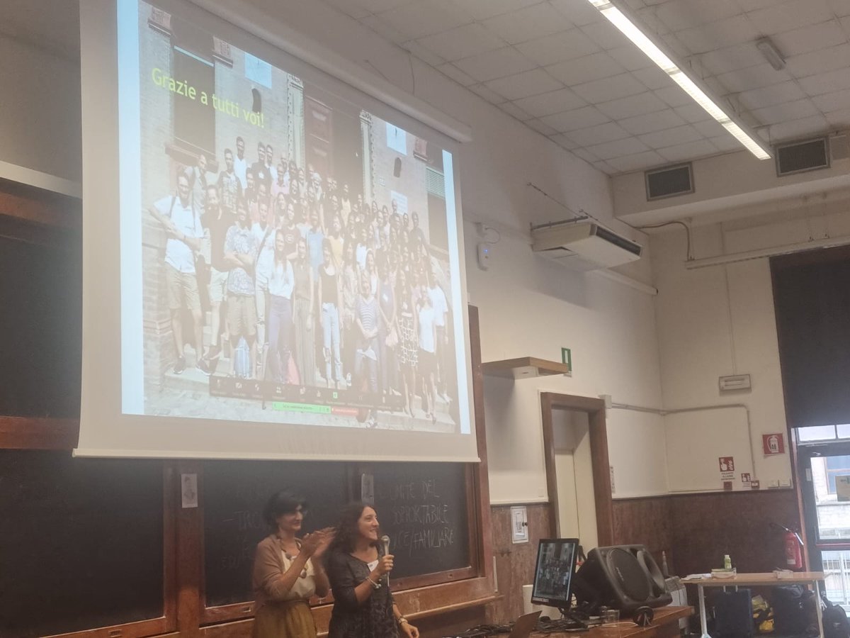 E siamo giunti alla fine di #ONSCI2022! Grazie ai tanti partecipanti e a tutti i docenti con i loro interventi (tutti!) di altissimo livello. Sono di parte, lo so.. ma direi un gran successo! i prodotti dei laboratori poi oltre ogni aspettativa 🤩 E quanti stimoli per il futuro!