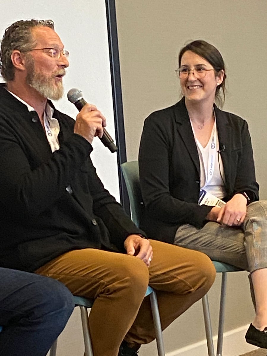 telecompr's tweet photo. We are on-site at infra/STRUCTURE in Toronto! Here's what's happening: #Colo in Canada - Check out Sean Maskell, President &amp; GM, Canada, Cologix, Inc. 
#datacenter #sustainability #digitalinfrastructure #hyperscale
@StructureRes @Cologix4Colo @Equinix https://t.co/HX9kMrq5Dv