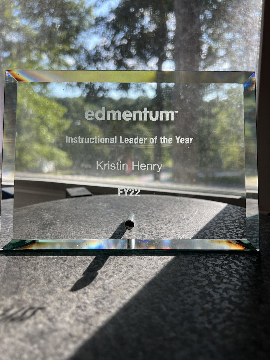 Thank you to @edmentum for the beautiful award! 😍