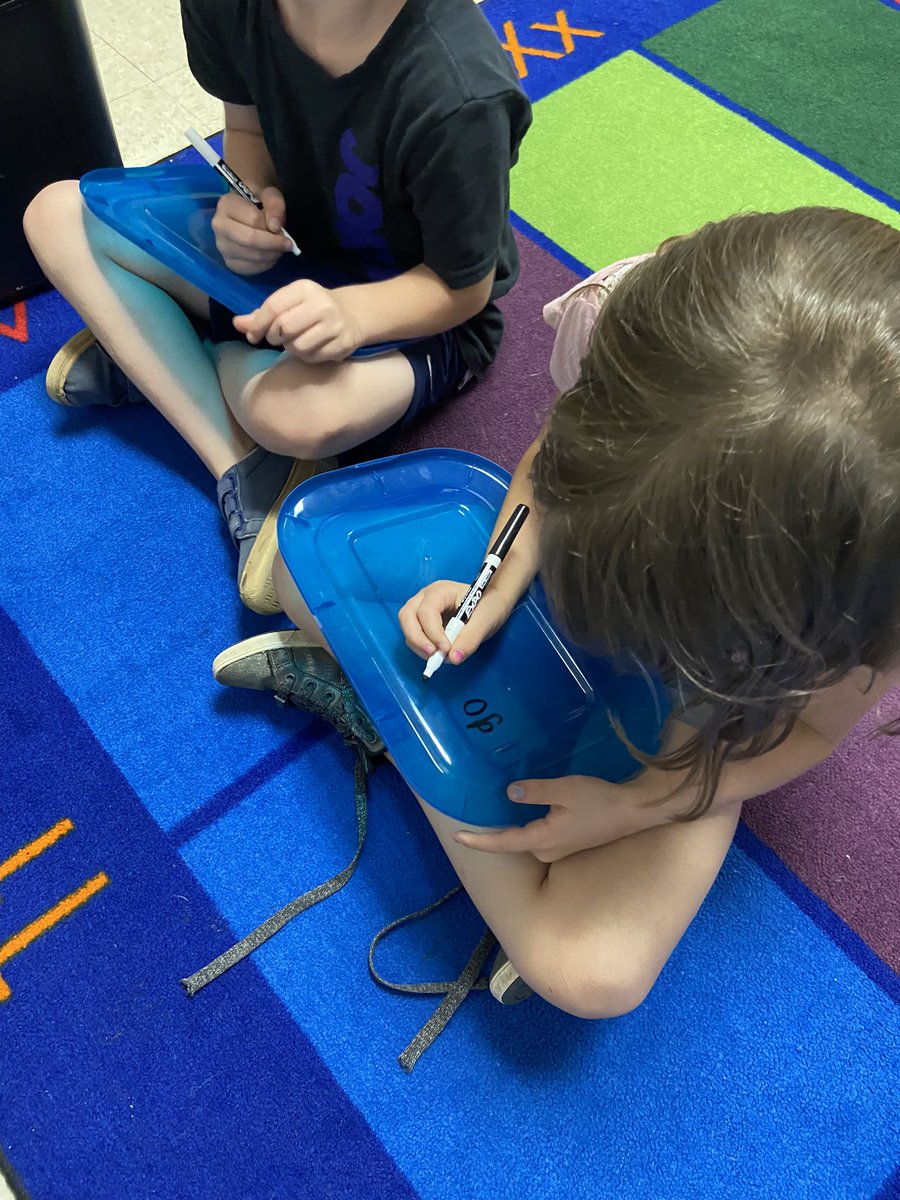 kendra_windsor's tweet photo. Reading stations time! @North_Tweets #proud2bnorthies #JCschoolschampions #weareelementary https://t.co/IBkQvyJNpD